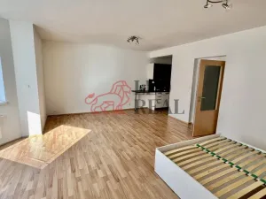 Pronájem bytu 1+kk, Uherské Hradiště - Mařatice, Sadová, 48 m2
