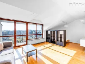 Pronájem bytu 1+kk, Praha - Libeň, Podvinný mlýn, 47 m2