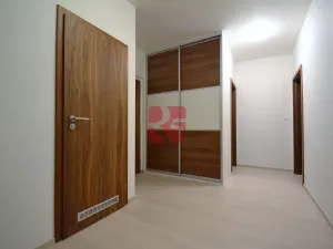 Pronájem bytu 2+kk, Praha - Háje, Jurkovičova, 52 m2
