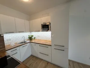 Pronájem bytu 2+kk, Praha - Hostivař, Fojtova, 49 m2