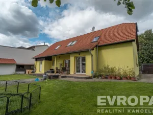 Prodej rodinného domu, Zeleneč, Bezručova, 213 m2