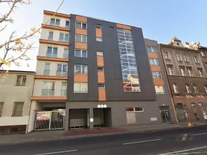 Prodej bytu 2+kk, Praha - Vršovice, Petrohradská, 118 m2