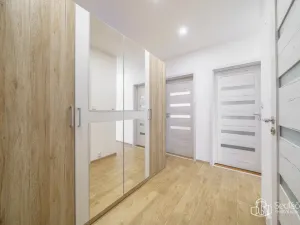 Prodej bytu 2+1, Sokolov, Spartakiádní, 61 m2