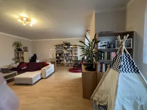 Pronájem bytu 3+1, Praha - Kbely, Toužimská, 135 m2
