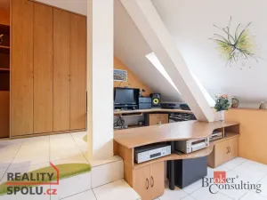 Prodej bytu 2+1, Ostrava - Přívoz, Na Liškovci, 92 m2