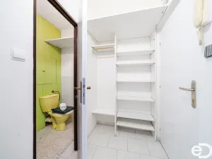 Pronájem bytu 1+kk, Pardubice, Prodloužená, 27 m2