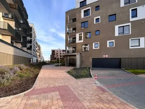 Pronájem bytu 2+kk, Praha - Ruzyně, Huppnerova, 56 m2