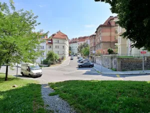 Pronájem bytu 1+kk, Praha - Smíchov, Na Březince, 30 m2