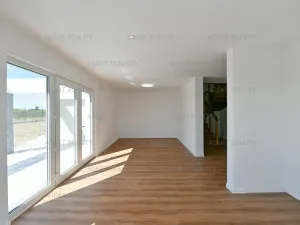 Prodej rodinného domu, Slaný, 312 m2