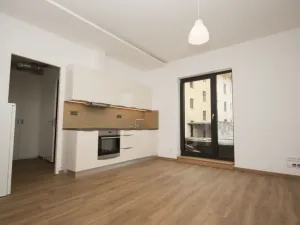 Pronájem bytu 1+kk, Praha - Smíchov, Radlická, 34 m2
