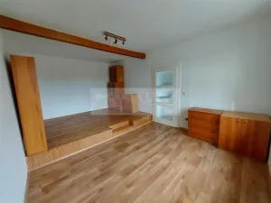 Pronájem bytu 1+1, Praha, U vysočanského pivovaru, 53 m2