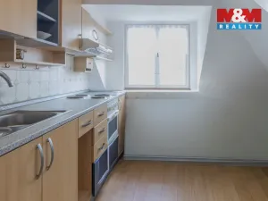 Prodej rodinného domu, Uherské Hradiště, U Stadionu, 300 m2