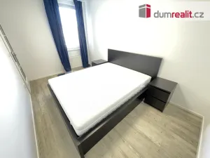 Pronájem bytu 2+kk, Praha - Kunratice, Velké Kunratické, 57 m2