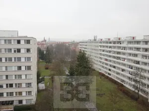 Pronájem bytu 3+kk, Praha - Karlín, U Sluncové, 83 m2