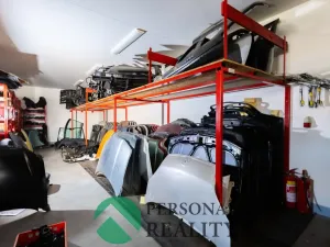 Prodej obchodního prostoru, Králův Dvůr - Levín, 411 m2