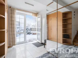 Prodej rodinného domu, Praha - Suchdol, Armádní, 196 m2