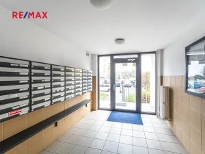 Pronájem bytu 3+kk, Praha - Bohnice, Radomská, 54 m2