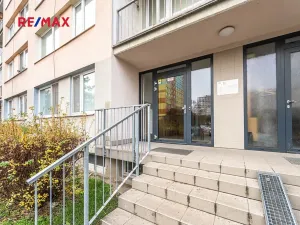 Pronájem bytu 3+kk, Praha - Bohnice, Radomská, 54 m2