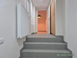 Pronájem bytu 2+1, Praha - Nové Město, Pštrossova, 75 m2