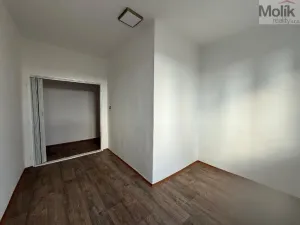 Pronájem bytu 2+1, Most, Vítězslava Nezvala, 52 m2