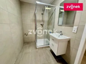 Prodej bytu 4+1, Zlín, Okružní, 82 m2