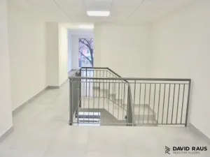 Prodej obchodního prostoru, Brno - Královo Pole, Mojmírovo náměstí, 78 m2