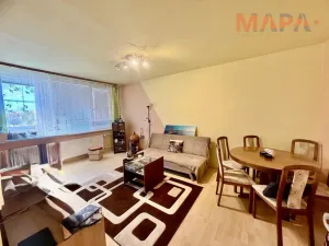 Prodej bytu 3+1, Chomutov, Holešická, 62 m2