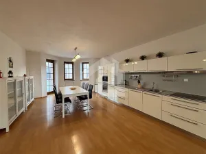 Pronájem bytu 3+kk, České Budějovice - České Budějovice 6, Jeronýmova, 124 m2