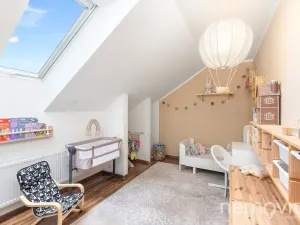 Prodej bytu 3+1, Unhošť, V Zahradách, 74 m2