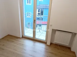 Pronájem bytu 2+kk, Ústí nad Labem - Ústí nad Labem-centrum, Elišky Krásnohorské, 65 m2