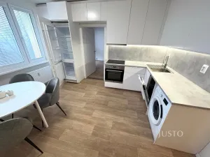 Pronájem bytu 1+1, Písek, nábřeží 1. máje, 36 m2