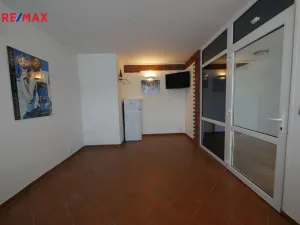 Pronájem kanceláře, Lety, Pražská, 16 m2