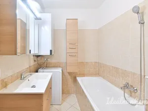 Pronájem bytu 2+kk, Lipůvka, 56 m2