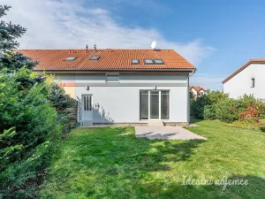 Pronájem rodinného domu, Praha - Satalice, Kemrova, 141 m2