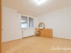 Pronájem rodinného domu, Louka, 110 m2