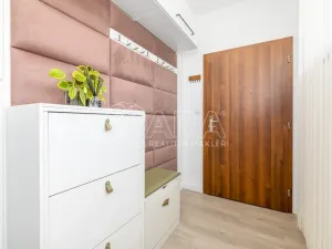 Pronájem bytu 2+kk, České Budějovice - České Budějovice 2, Krčínova, 71 m2