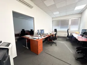 Pronájem kanceláře, Brno, Orlí, 66 m2