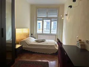 Prodej bytu 2+kk, Praha, Tyršova, 60 m2