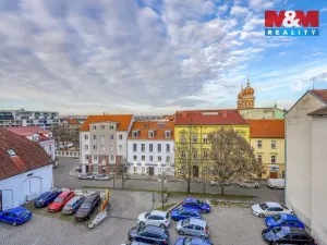 Pronájem bytu 2+kk, Plzeň - Jižní Předměstí, Husova, 45 m2