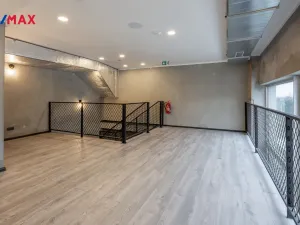 Pronájem restaurace, Praha - Stodůlky, Tlumačovská, 365 m2