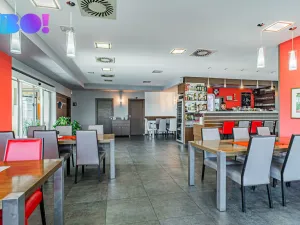 Prodej restaurace, Frýdek-Místek, Olbrachtova, 600 m2