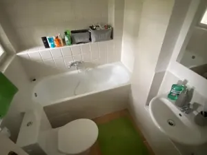 Pronájem bytu 2+kk, Liberec, Sládkova, 42 m2