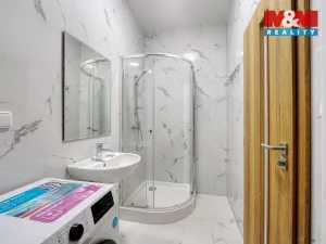 Pronájem bytu 2+kk, Plzeň - Jižní Předměstí, Husova, 43 m2