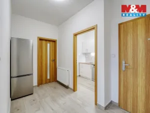 Pronájem bytu 2+kk, Plzeň - Jižní Předměstí, Husova, 44 m2