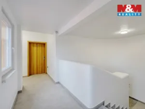Pronájem bytu 2+kk, Plzeň - Jižní Předměstí, Husova, 44 m2