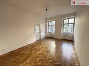 Pronájem bytu 2+kk, Praha - Smíchov, Drtinova, 40 m2