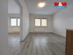 Pronájem bytu 1+1, Klášterec nad Ohří - Miřetice u Klášterce nad Ohří, Dlouhá, 36 m2