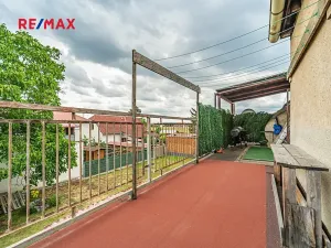 Prodej rodinného domu, Praha - Dolní Počernice, Listopadová, 302 m2