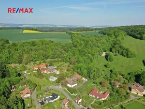 Prodej rodinného domu, Janůvky, 457 m2