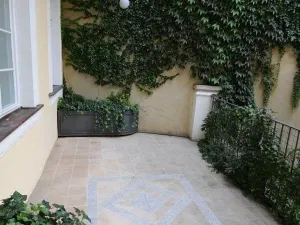 Pronájem bytu 4+1, Praha - Malá Strana, Vlašská, 175 m2